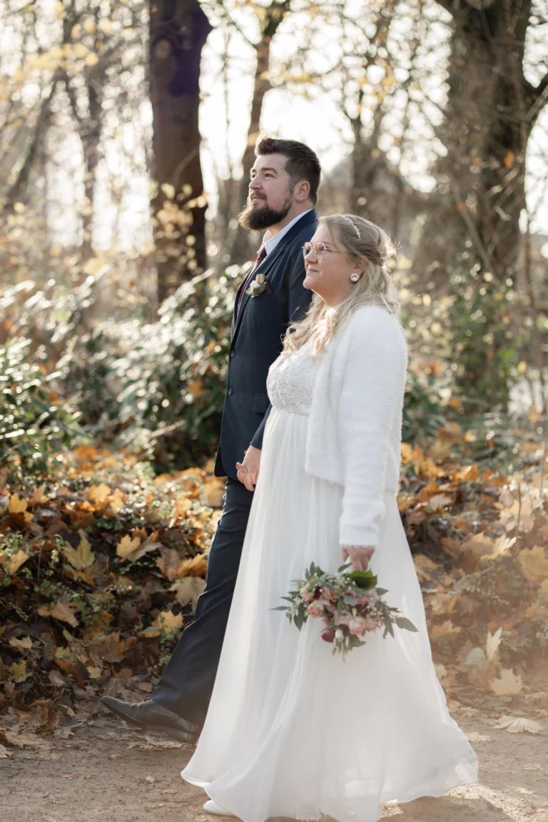 standesamtliche-hochzeit-brautpaar-schloss-ringenberg-hamminkeln-2